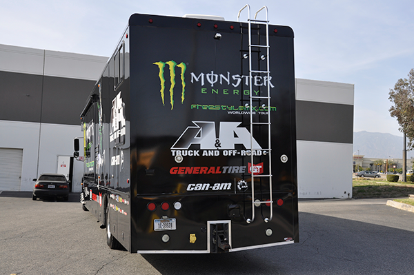 3m-gloss-motorhome-wrap-for-freestyle-mx-and-monster-energy-18