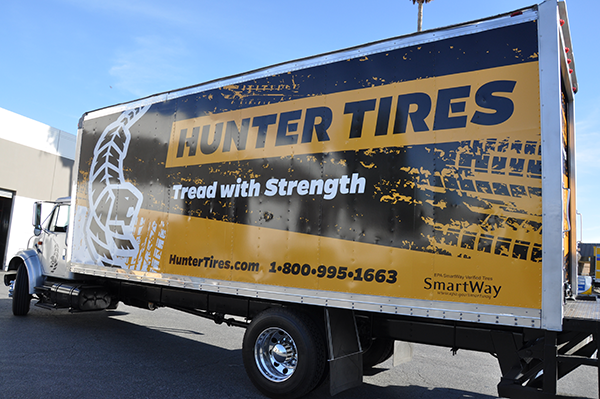 24-box-truck-wrap-using-gf-for-hunter-tires-5